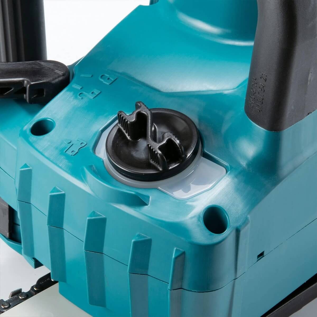 Makita DUC407RTX2 18V LXT Brushless 16" Rear Handle Chainsaw, 5.0Ah Kit