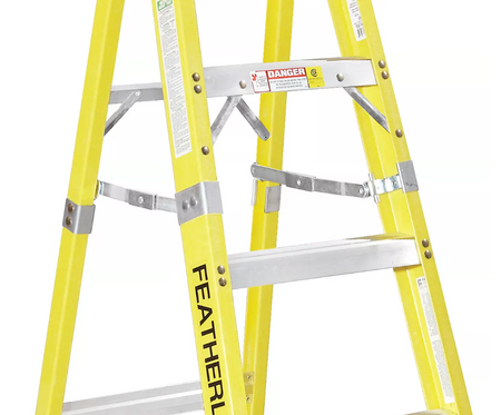 FEATHERLITE 6904 - 4' EXTRA-HEAVY DUTY FIBERGLASS STEPLADDER