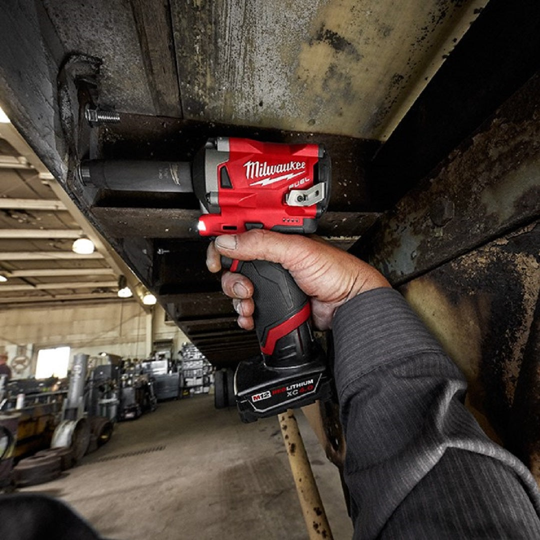 Milwaukee 2555P-22 M12 FUEL 1/2" Stubby Impact Wrench Kit with Pin Detent