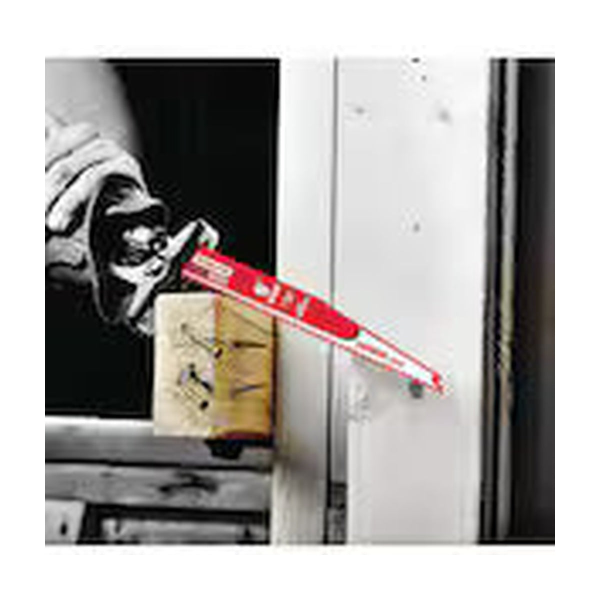 DIABLO DS0906VCW10C - 9" 5/7TPI Carbide Demo Demon Recip Blade for Nail-Embedded Wood (10pk)