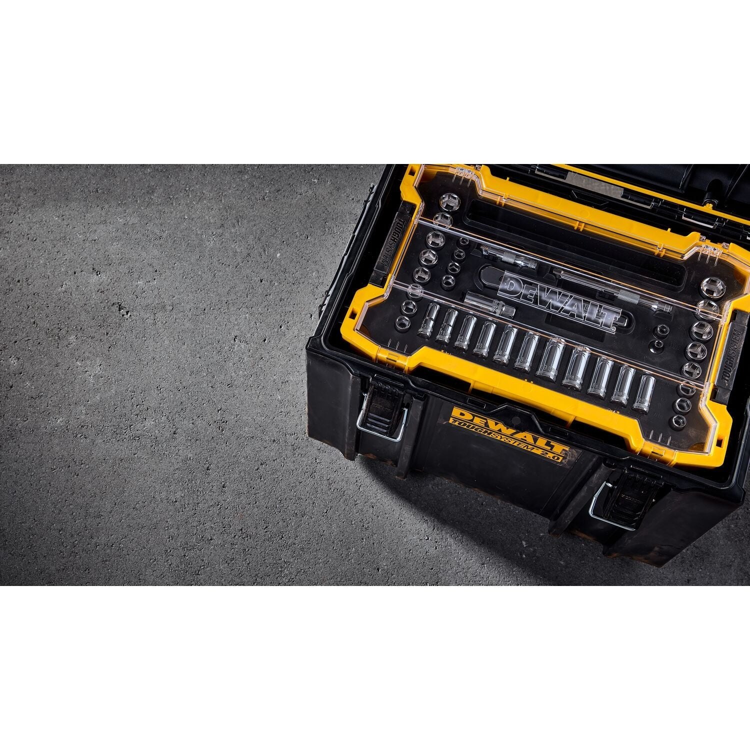 DEWALT DWMT45400-3/8In Dr 37Pc Socket Set + Ts Tray & Lid