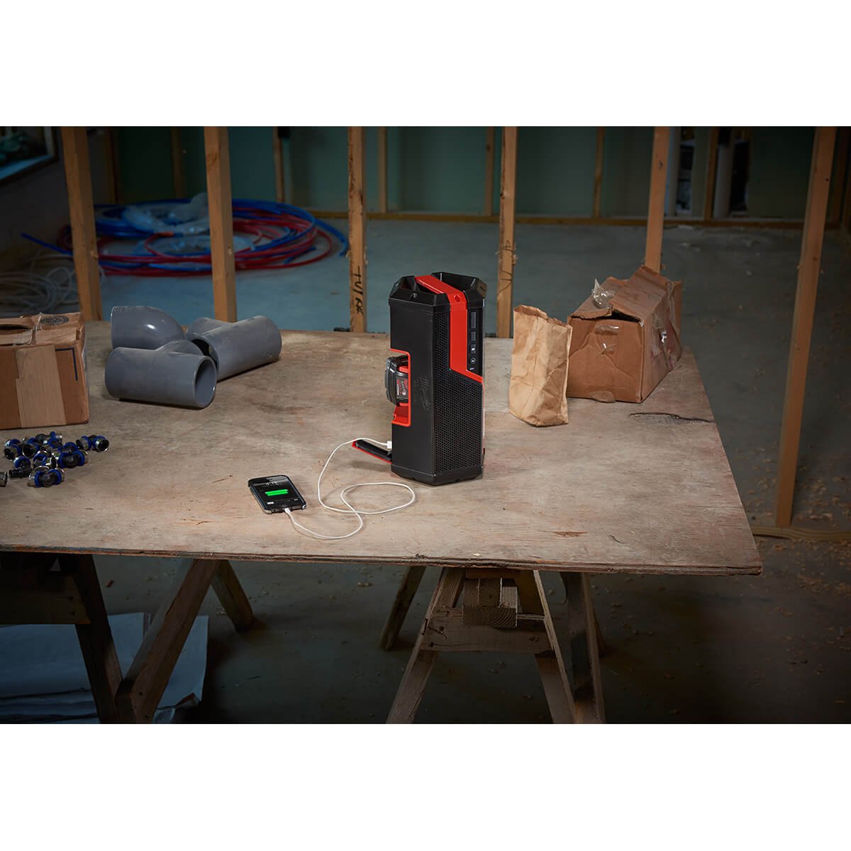 Milwaukee tool m12 wireless jobsite clearance speaker