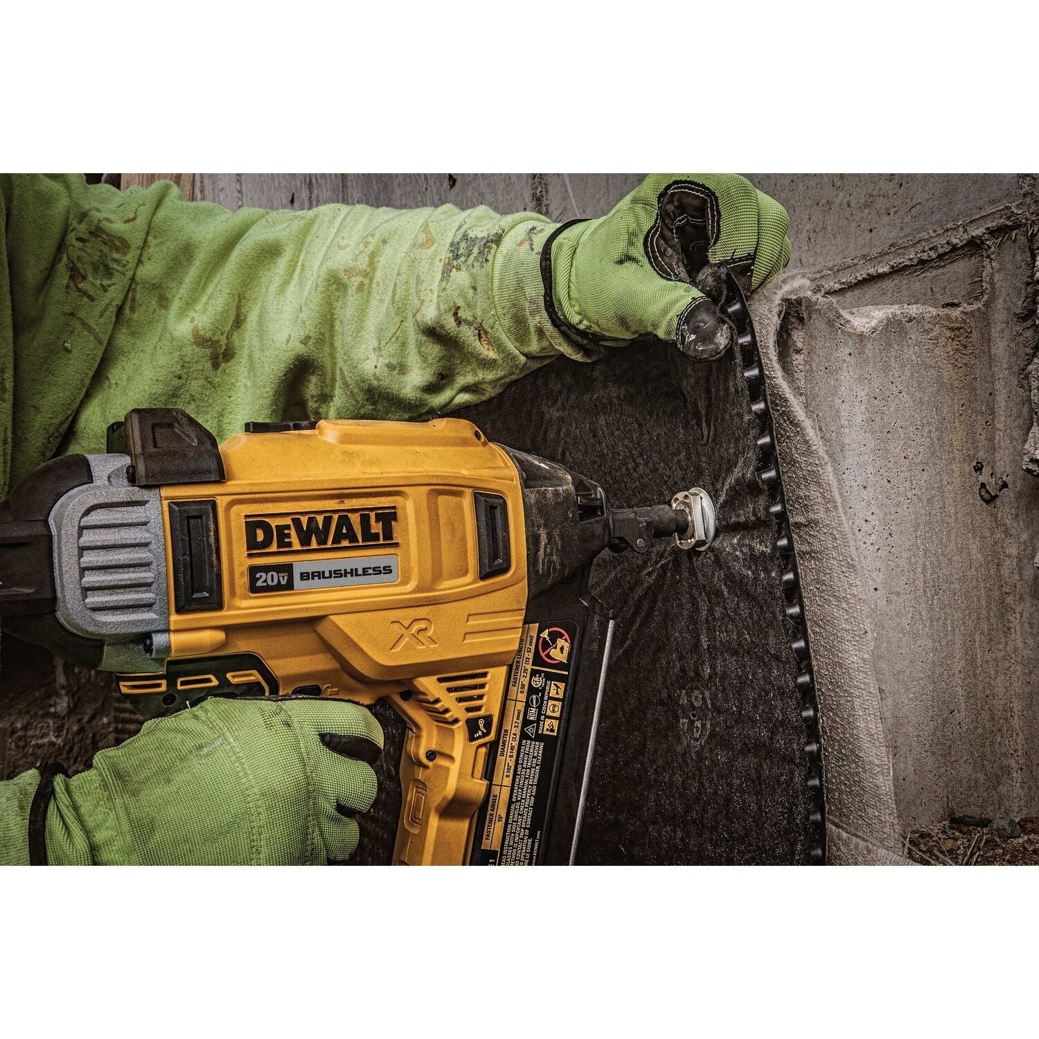 DEWALT DCN890B – Akku-Betonnagler, blank