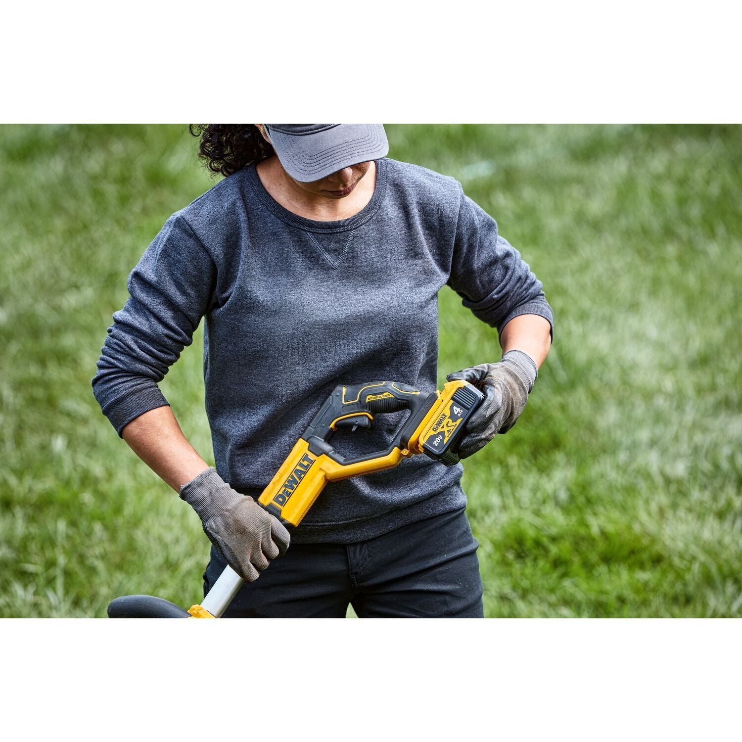 DEWALT DCED400B-20V MAX* Brushless Cordless Edger (Tool Only)