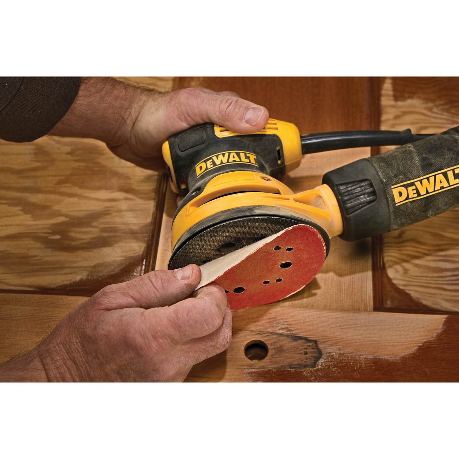 DeWalt DWE6421 – 5-Zoll-Exzenterschleifer mit H- und L-Ring