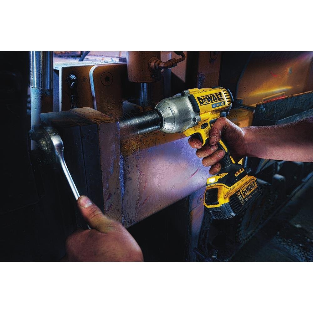 DEWALT DCF899P2-20V MAX* XR High Torque 1/2 in. Impact Wrench w. Detent Pin Anvil Kit (5.0Ah)