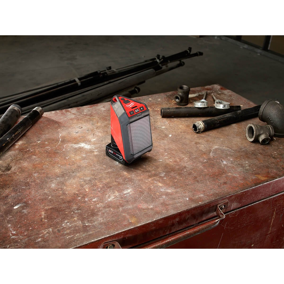 Milwaukee 2592-20 M12 Jobsite Bluetooth Speaker