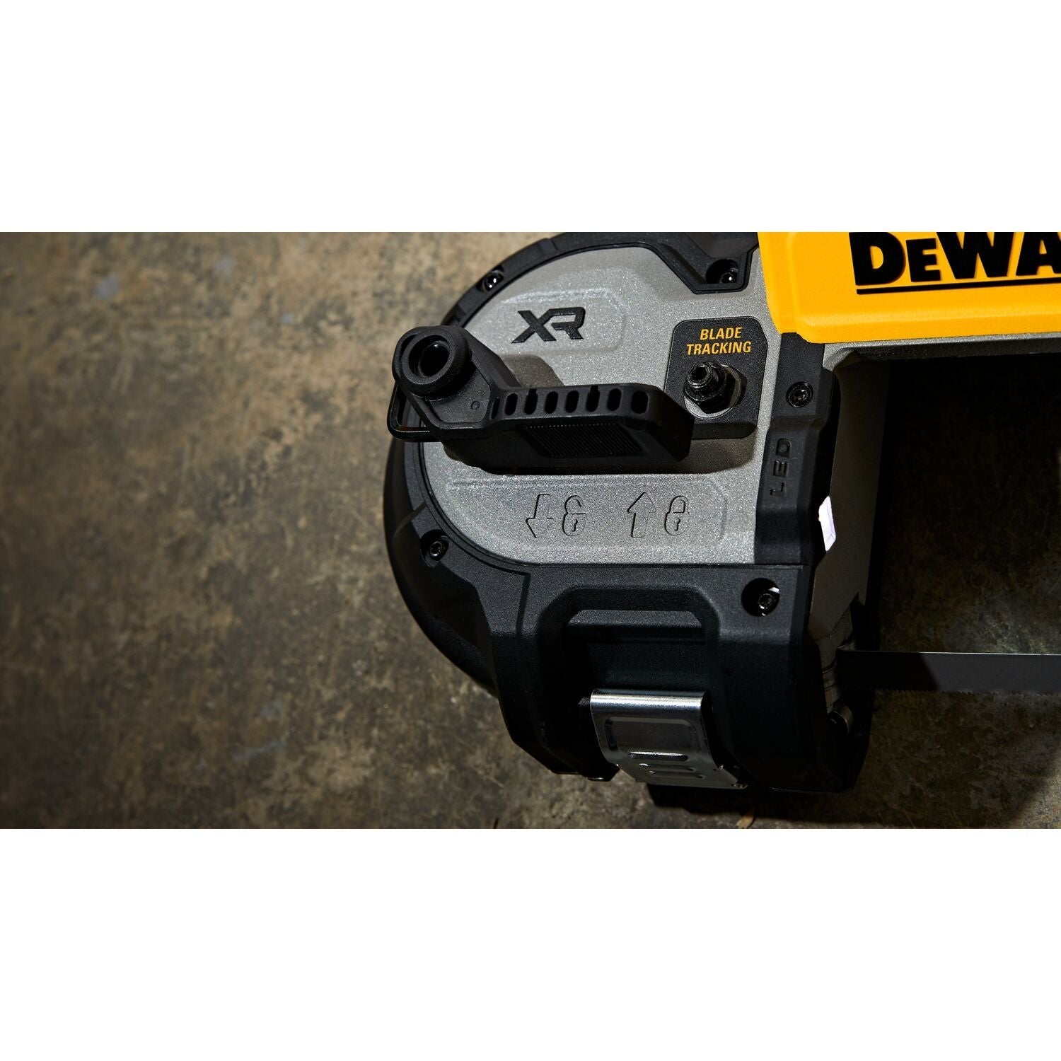 Dewalt DCS378B 20V MAX* XR® Mid-Size Bandsaw (Tool Only)