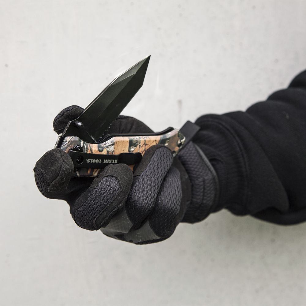 Klein 44222  -  REALTREE XTRA Camo Tanto Blade Pocket Knife