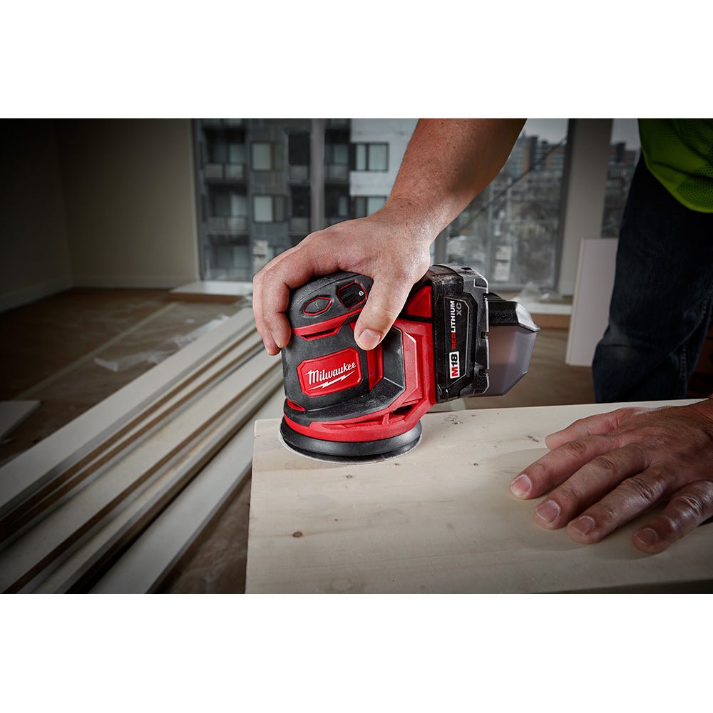 MILWAUKEE 2648-20  -  M18 RANDOM ORBIT SANDER - BARE TOOL