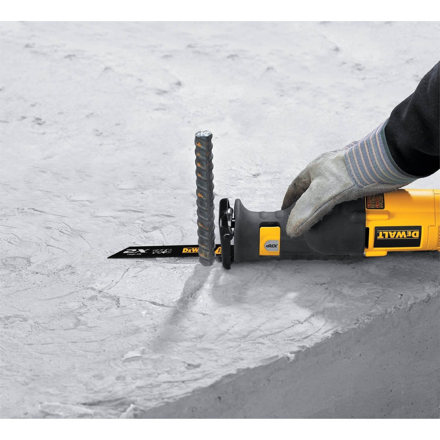 DEWALT DWA4188-Max Metal 8 Zoll Hochgeschwindigkeitsstahl-Säbelsägeblatt 14/18 TPI mit höherem Streifen (5er-Pack)