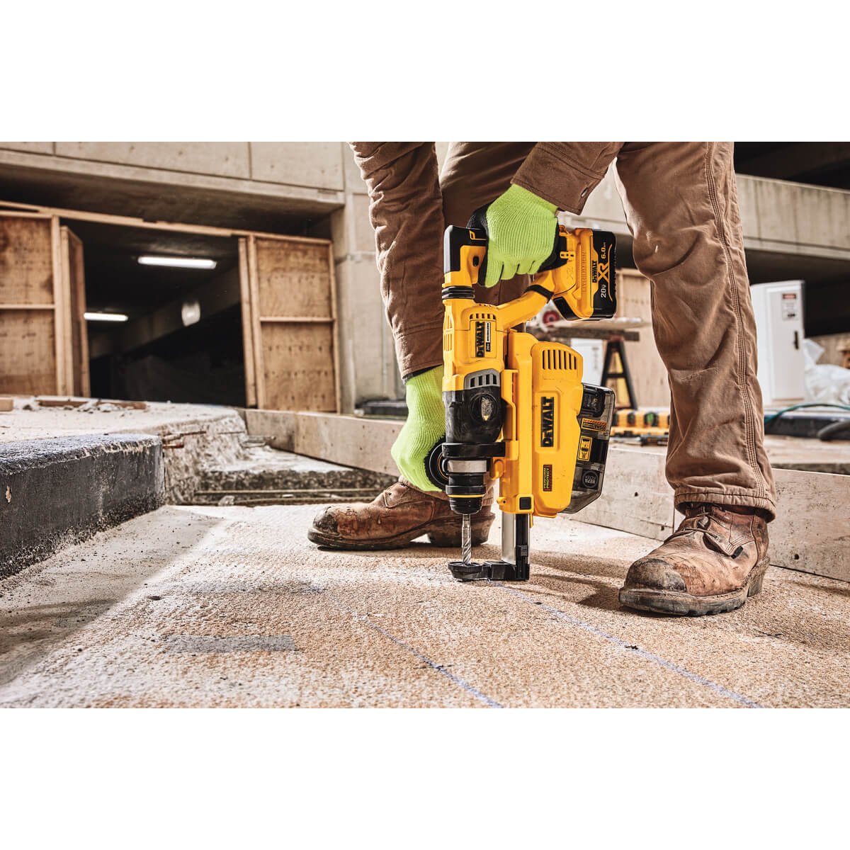 DEWALT DCH263R2-20V MAX* XTREME Cordless Brushless 1-1/8 in SDS+ Rotary Hammer Drill Kit (2) Lithium Ion Batteries with Charger