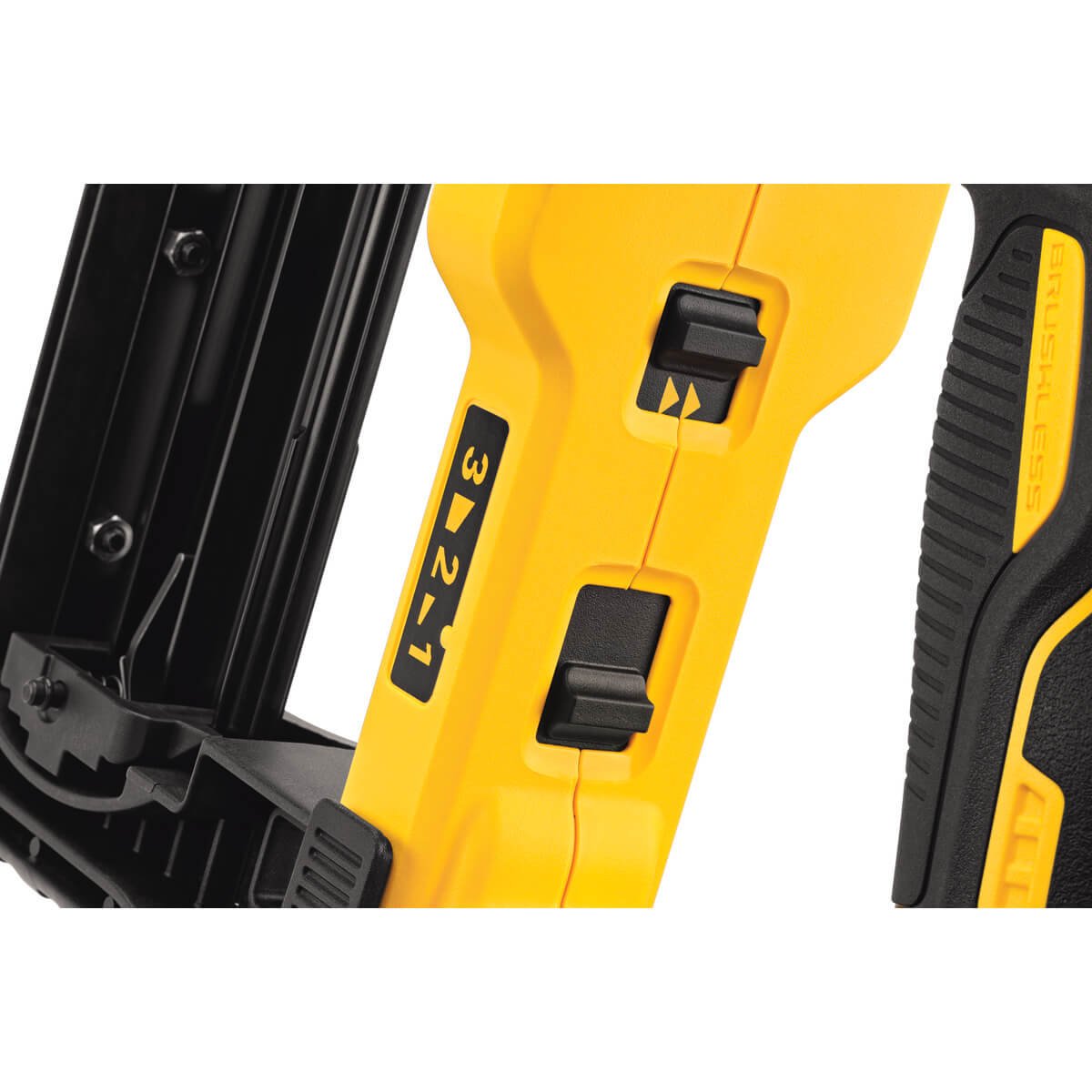 Dewalt DCFS950P2 20V MAX* XR® 9 GA CORDLESS FENCING STAPLER KIT