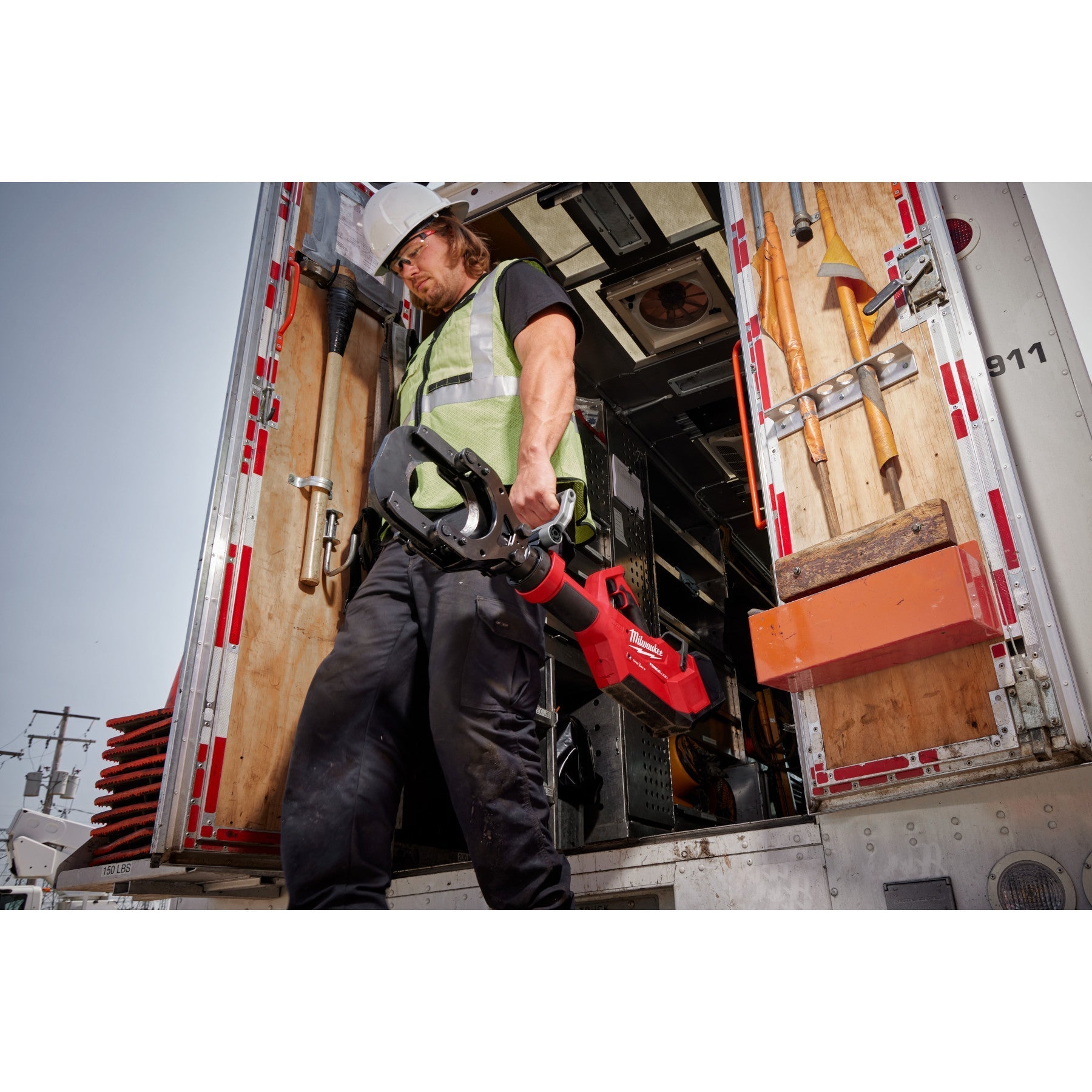 Milwaukee 2875R-21 M18 FORCE LOGIC 5" Underground Cable Cutter Kit with Wireless Remote