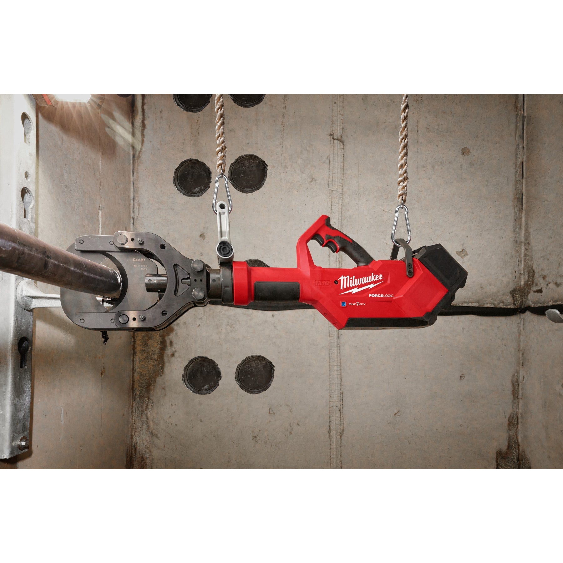 Milwaukee 2875R-21 M18 FORCE LOGIC 5" Underground Cable Cutter Kit with Wireless Remote