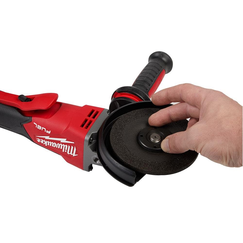 Milwaukee 2886-20 - M18 FUEL™ 5" Flachkopf-Bremsschleifer, Paddelschalter ohne Verriegelung 