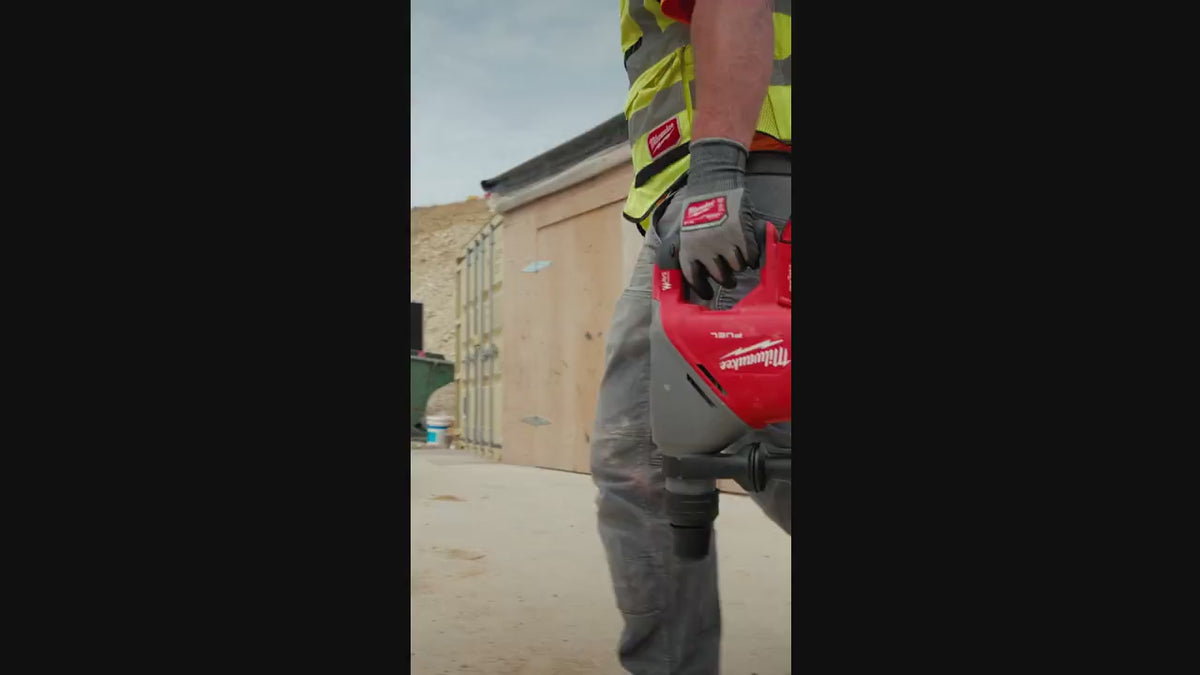 Video laden: Milwaukee 2917-20 M18 FUEL 1-9/16" SDS Max Rotary Hammer with ONE-KEY - product video