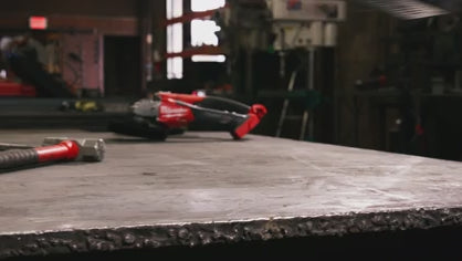Load video: Milwaukee 48-11-1881 M18™ REDLITHIUM™ FORGE™ XC8.0 Battery Pack - product video