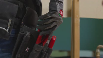 Milwaukee MT508 8" Diagonal Dipped Grip Cutting Pliers (USA) - product video