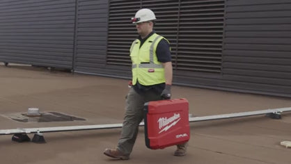 Video laden: Milwaukee 2870-22 M18 FUEL™ Compact Pipe Threader w/ ONE-KEY™ w/ 1/2" - 1-1/4" Compact NPT Forged Aluminum Die Heads - product video