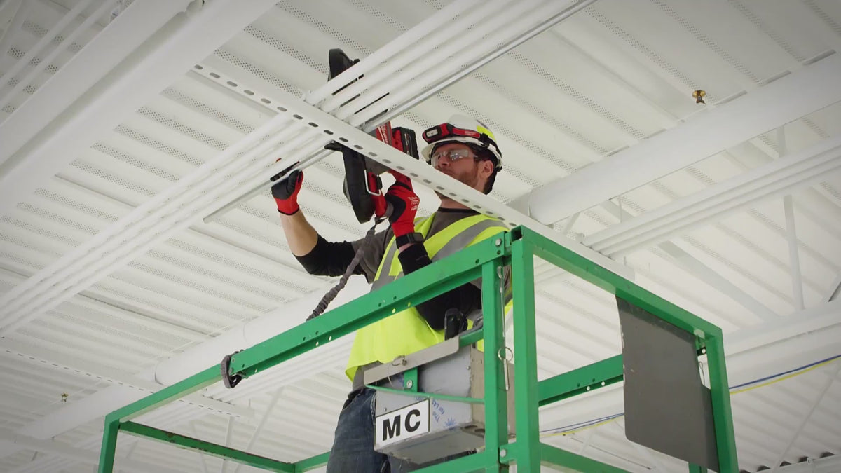 Video laden: Milwaukee 48-22-8816 15 Lbs. 54 in. Extended Reach Locking Tool Lanyard - product video