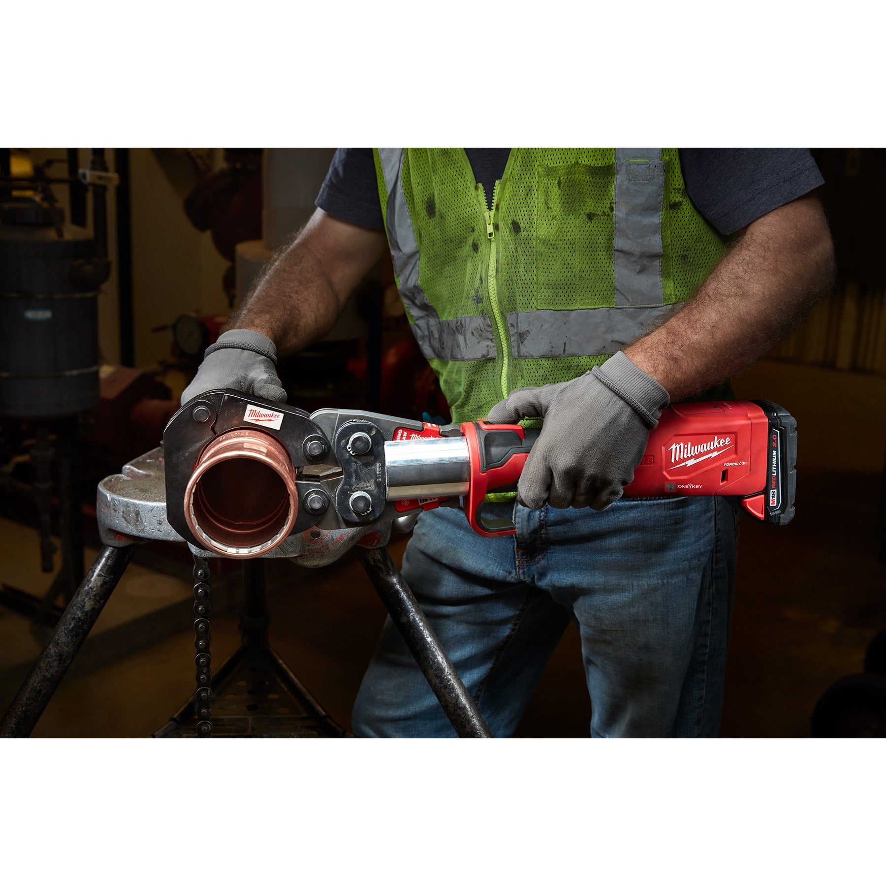 Milwaukee 2922-22 - Outil de presse M18™ FORCE LOGIC™ avec ONE-KEY™ et mâchoires CTS 1/2"-2"