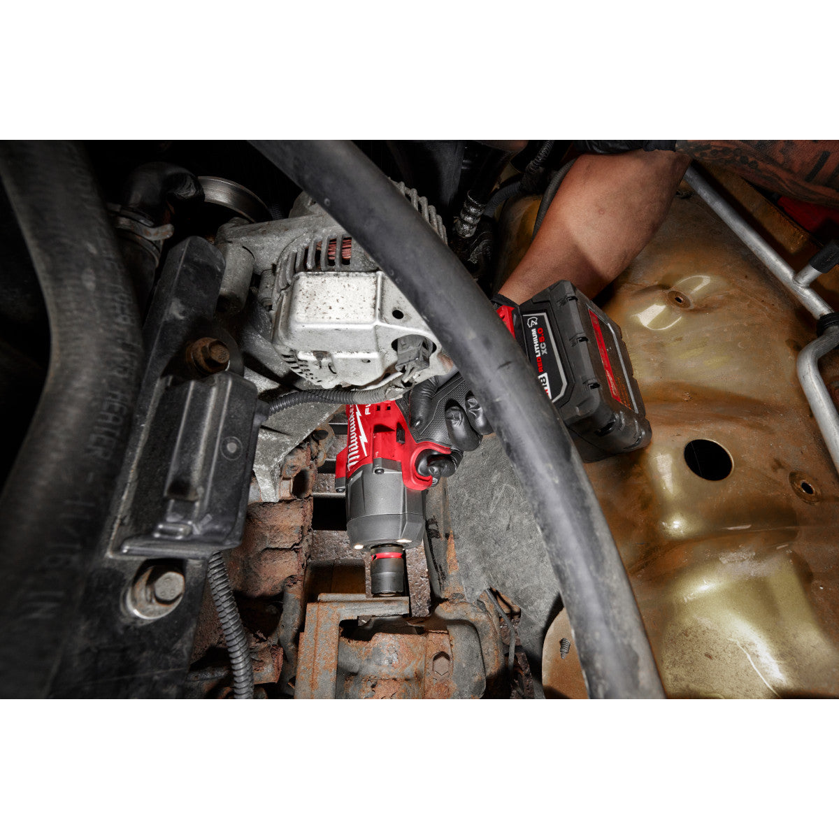 Milwaukee 2967-22GG – M18 FUEL™ 1/2" HTIW mit Reibring und Fettpresse-Kombi-Kit