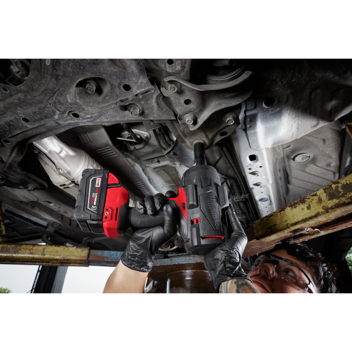 Milwaukee 2967-22GG – M18 FUEL™ 1/2" HTIW mit Reibring und Fettpresse-Kombi-Kit