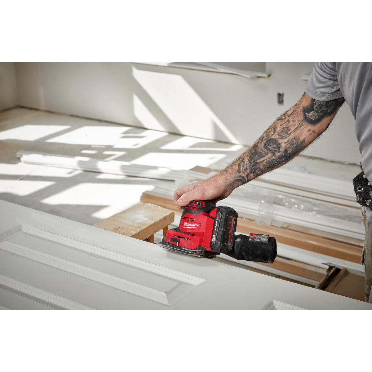 Milwaukee 2649-20 - Ponceuse orbitale M18™ 1/4 de feuille