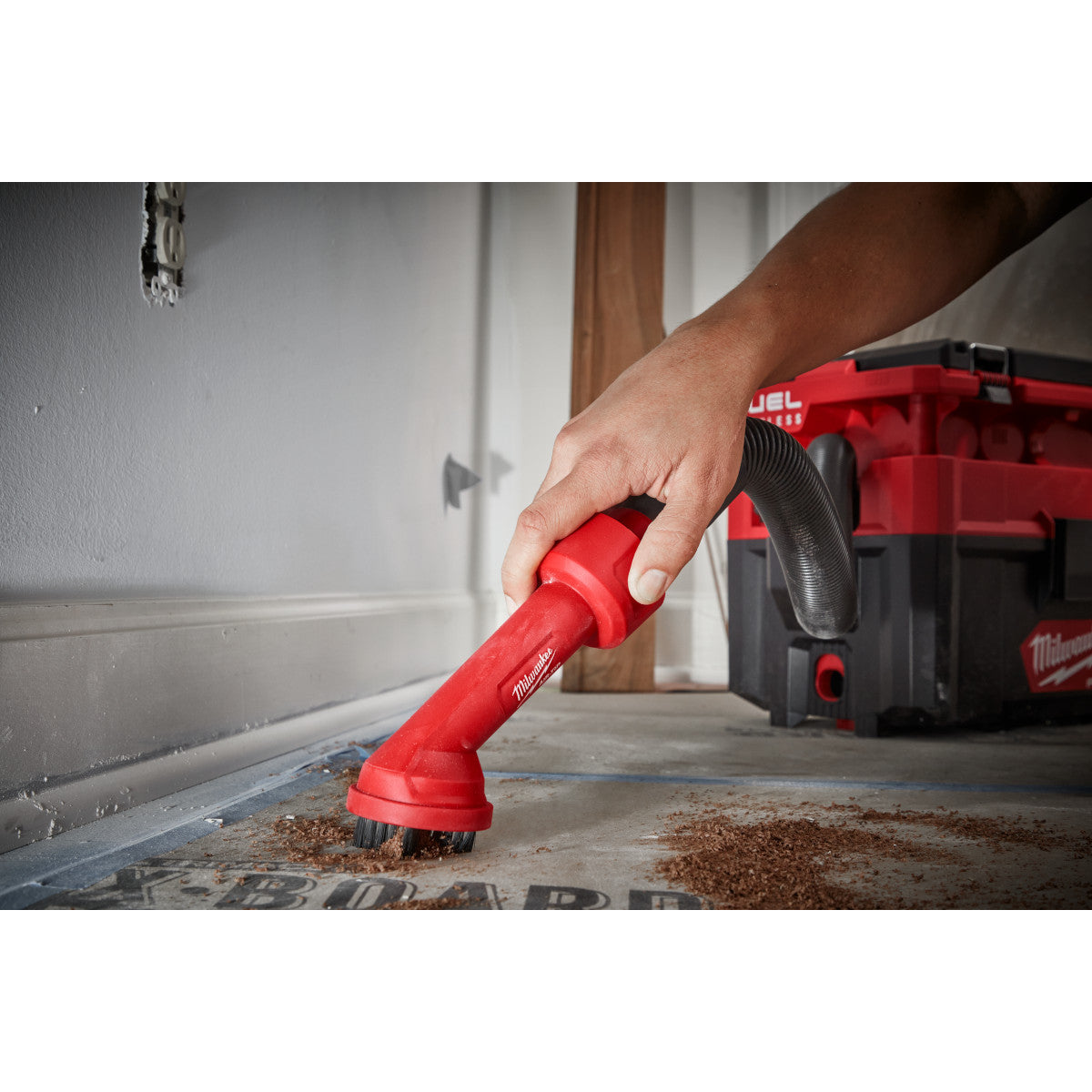 Milwaukee 49-90-2035 - Brosse transversale AIR-TIP™