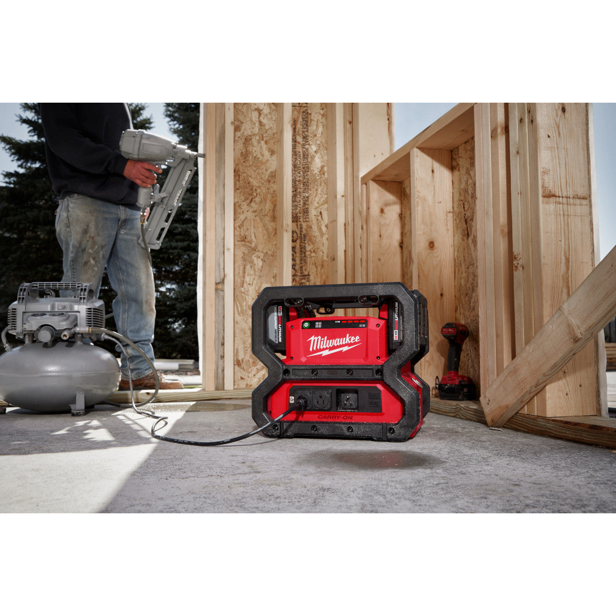 Milwaukee 2845-20 - M18™ CARRY-ON™ 3600W/1800W Netzteil