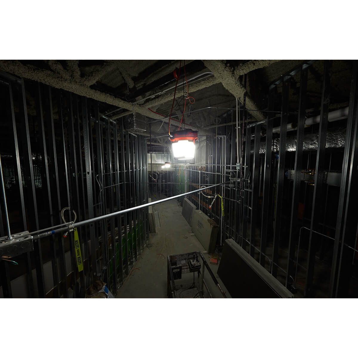 Milwaukee 2145-20 - M18™ RADIUS™ LED-Kompakt-Baustellenleuchte