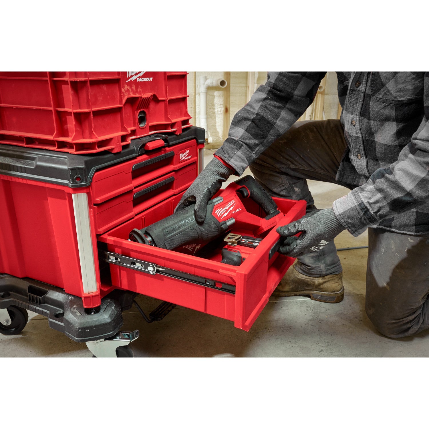 Milwaukee 48-22-8447 - PACKOUT™ Werkzeugkasten mit 3 Schubladen und mehreren Tiefen