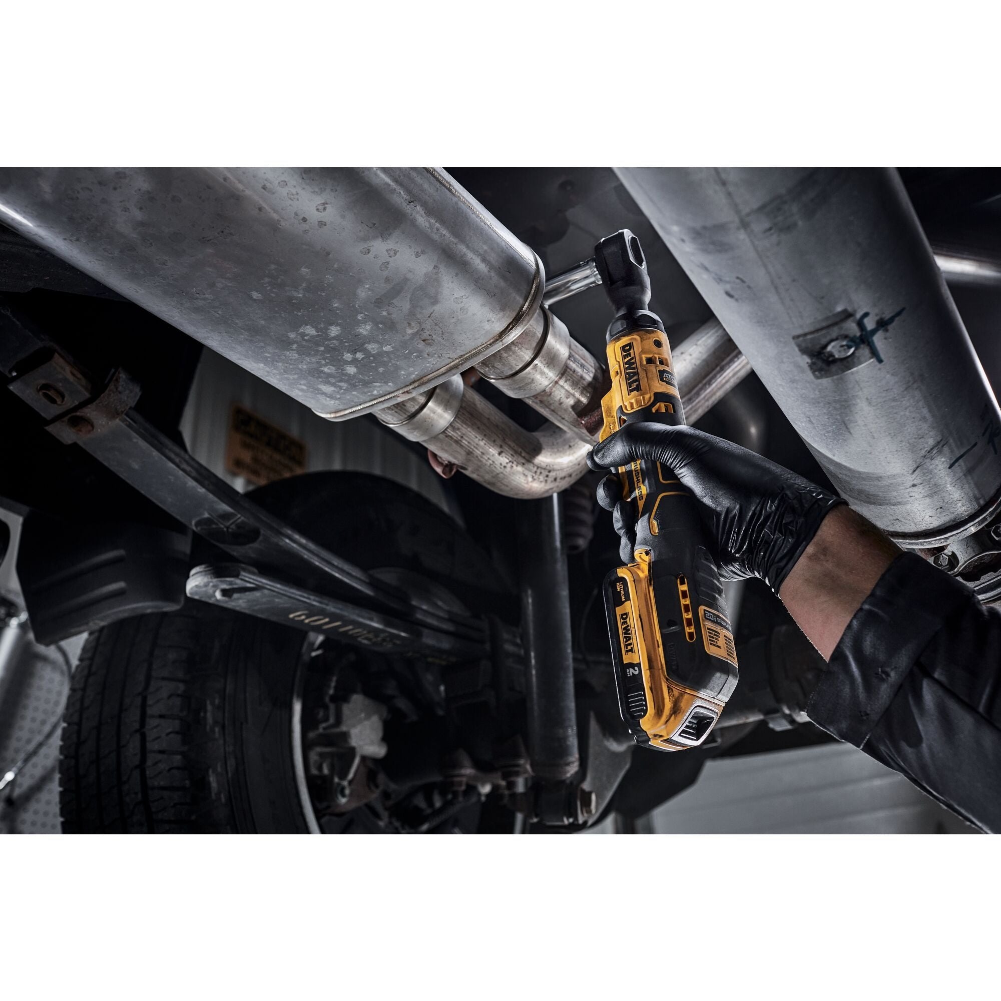 Dewalt DCF513B-ATOMIC COMPACT SERIES 20 V MAX* sans balais, cliquet 3/8 po (outil seulement)