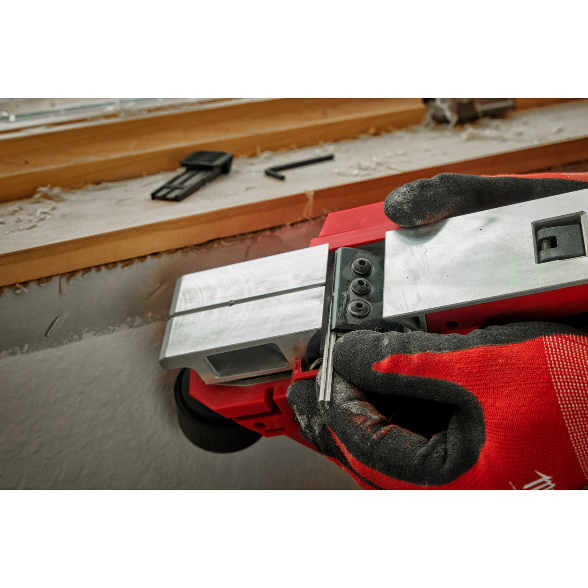 Milwaukee 2524-20 - M12™ Bürstenloser 2"-Hobel