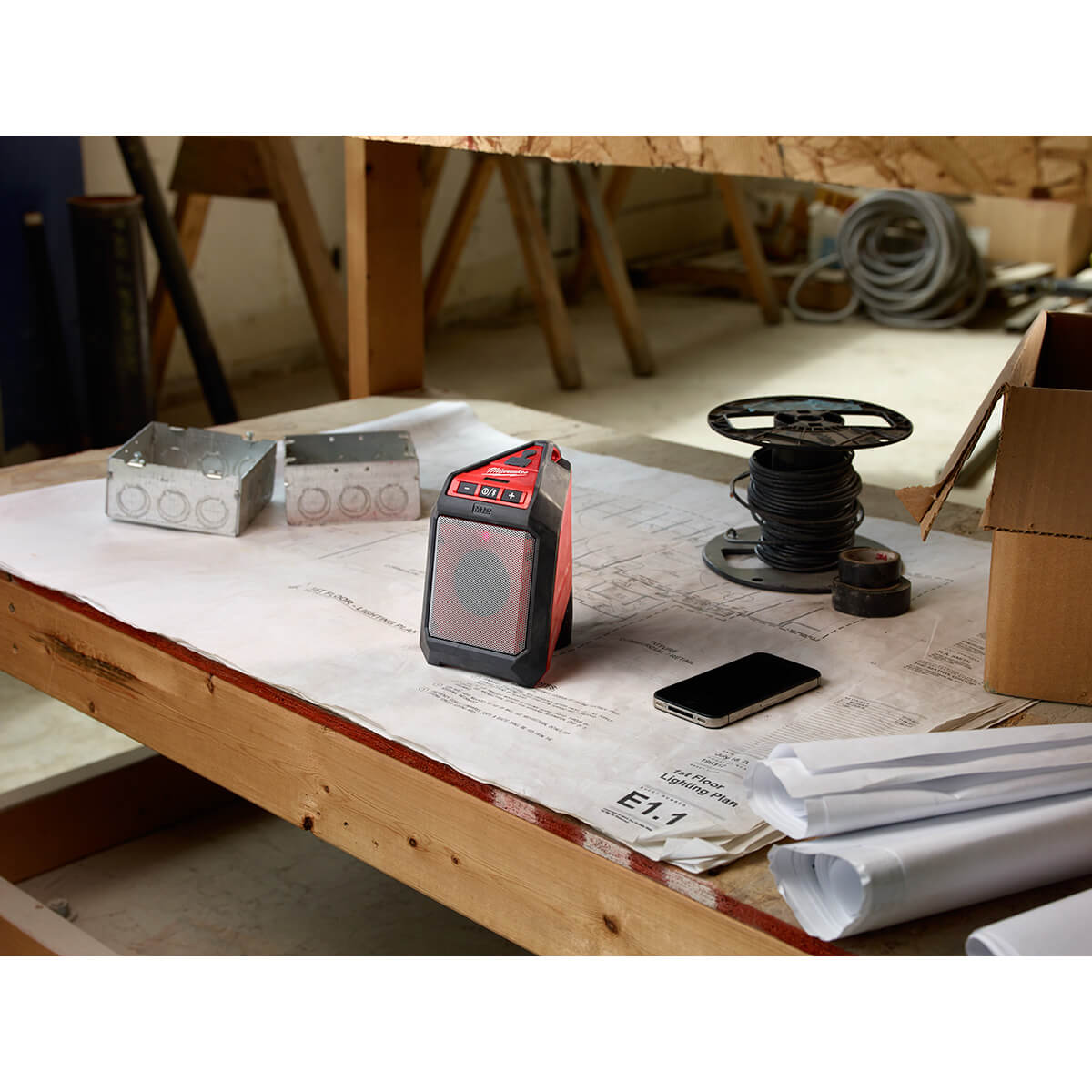 Milwaukee 2592-20 M12 Jobsite Bluetooth Speaker