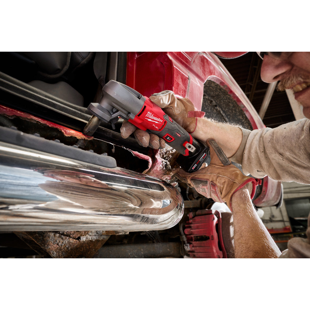 Milwaukee 2476-20 - M12 FUEL™ 16 Gauge Knabber mit variabler Geschwindigkeit