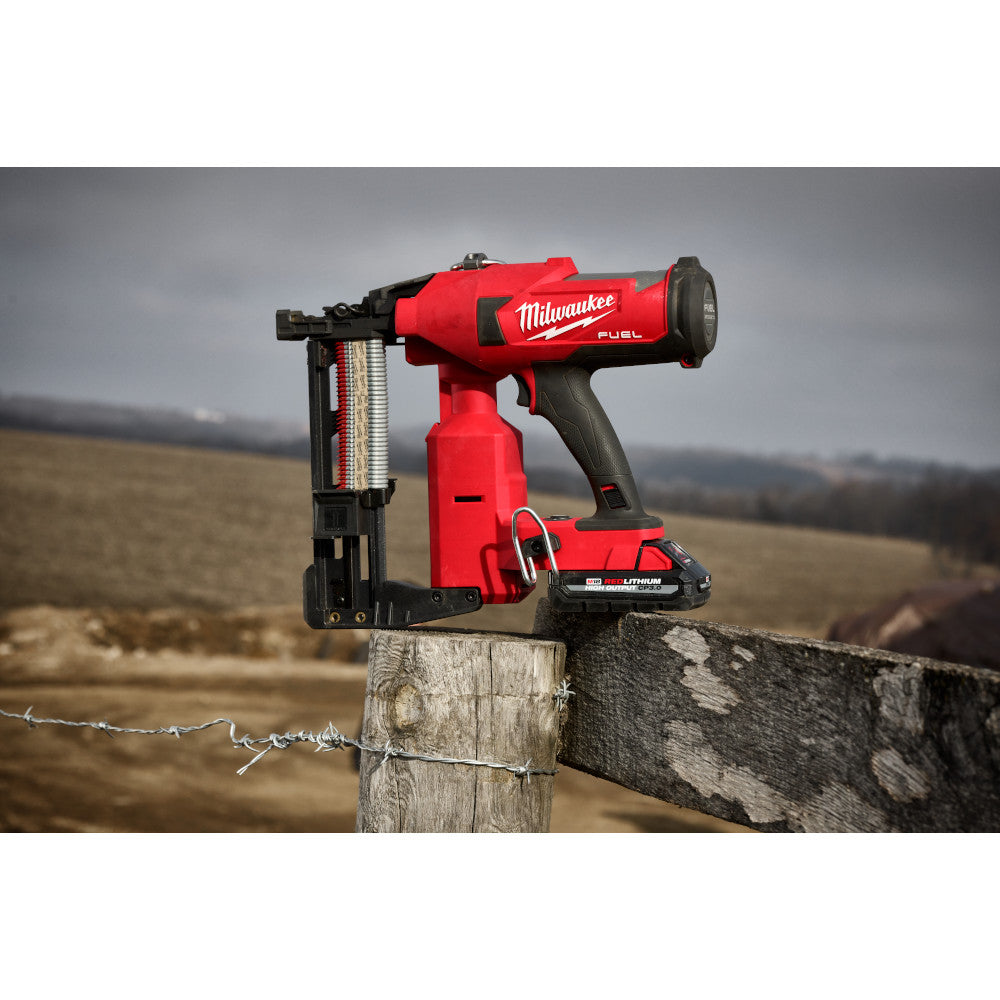 Milwaukee 2843-22 - Kit d'agrafeuse pour clôture utilitaire M18 FUEL™