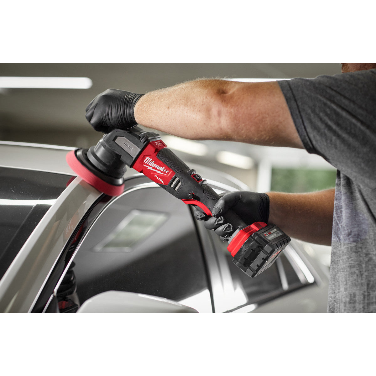 Milwaukee 2684-22HD – M18 FUEL™ 15-mm-Exzenterpolierer-Set