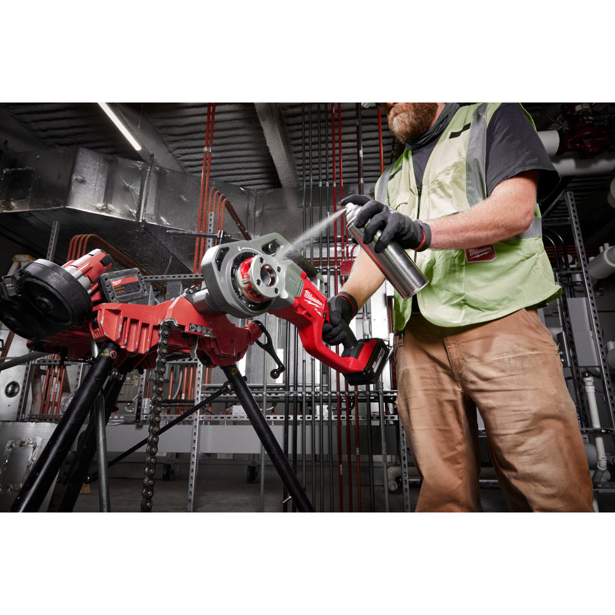 Milwaukee 2870-22 - M18 FUEL™ Compact Pipe Threader w/ ONE-KEY™ w/ 1/2" - 1-1/4" Compact NPT Forged Aluminum Die Heads