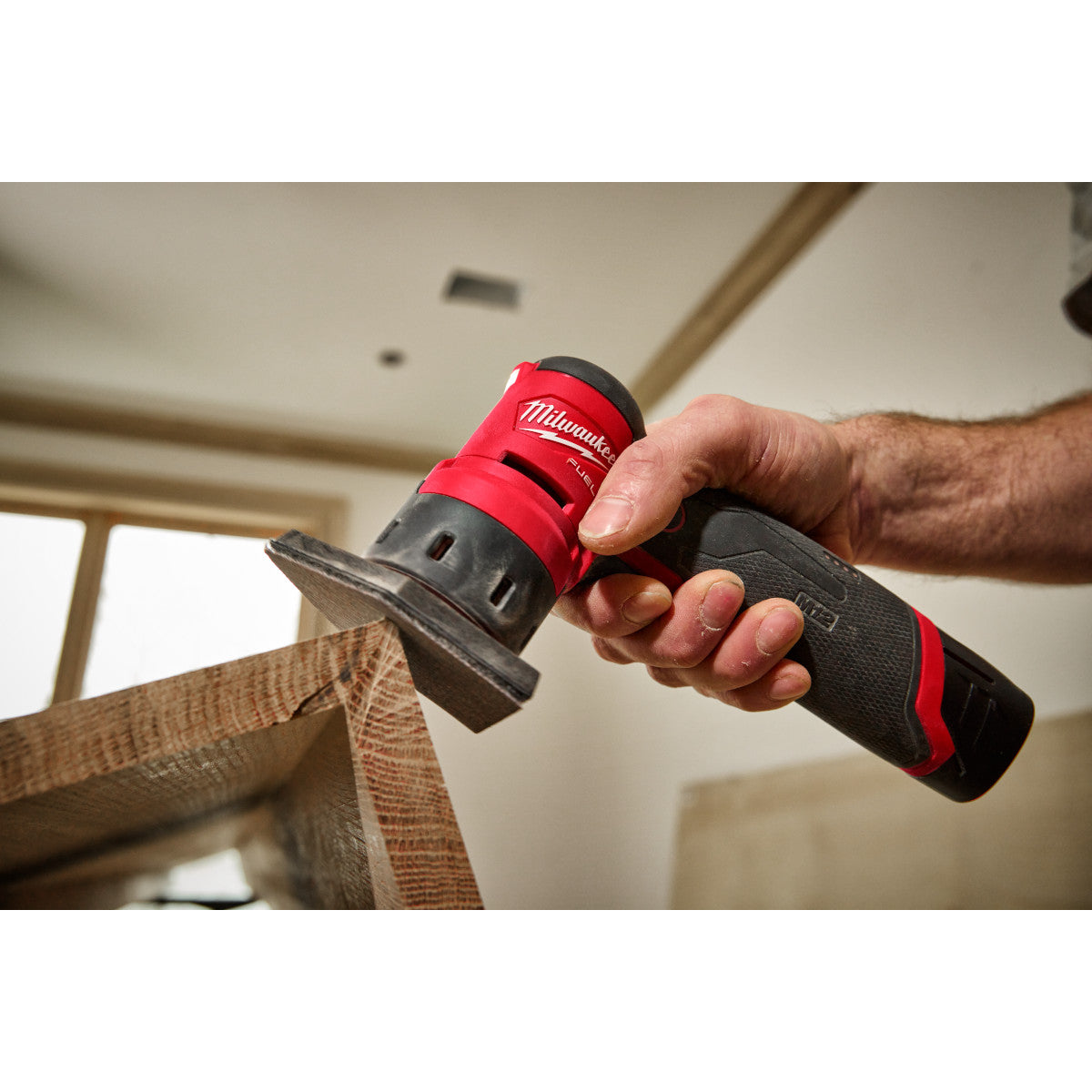 Milwaukee 2531-20 - Ponceuse orbitale de précision M12 FUEL™