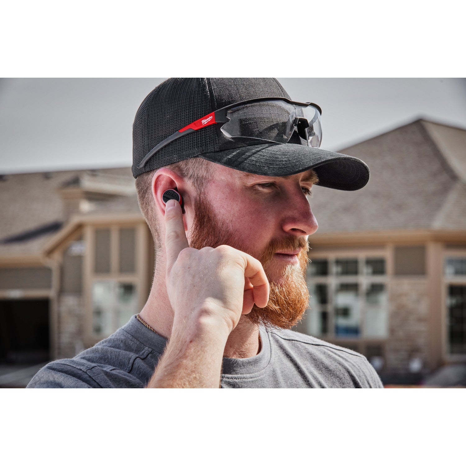 Milwaukee 2191-21 - REDLITHIUM™ USB Bluetooth® Jobsite Ear Buds