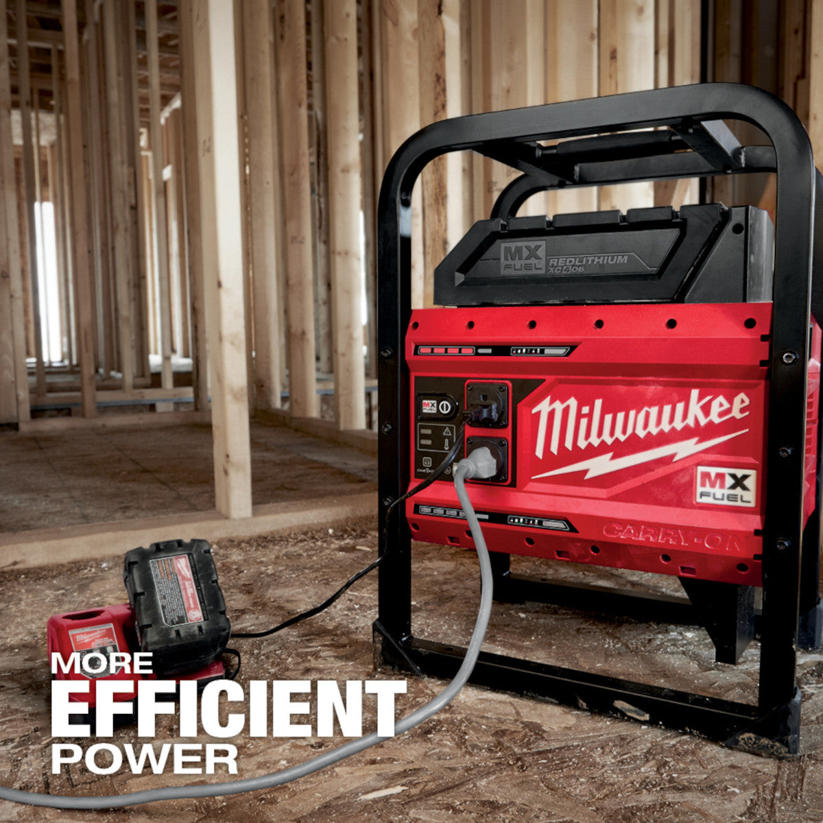 Milwaukee MXF002-2XC - MX FUEL™ CARRY-ON™ 3600W/1800W Power Supply