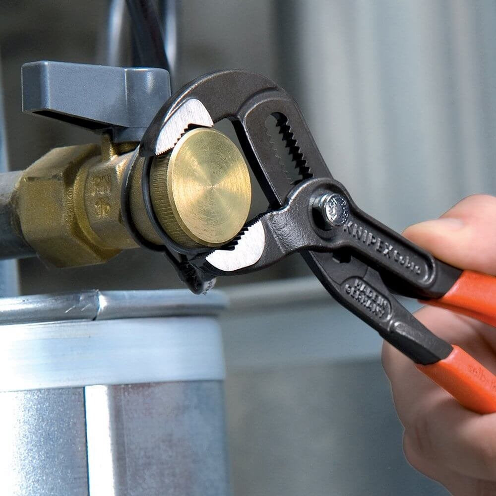 Knipex Cobra Pliers Gripping Pipe Fitting